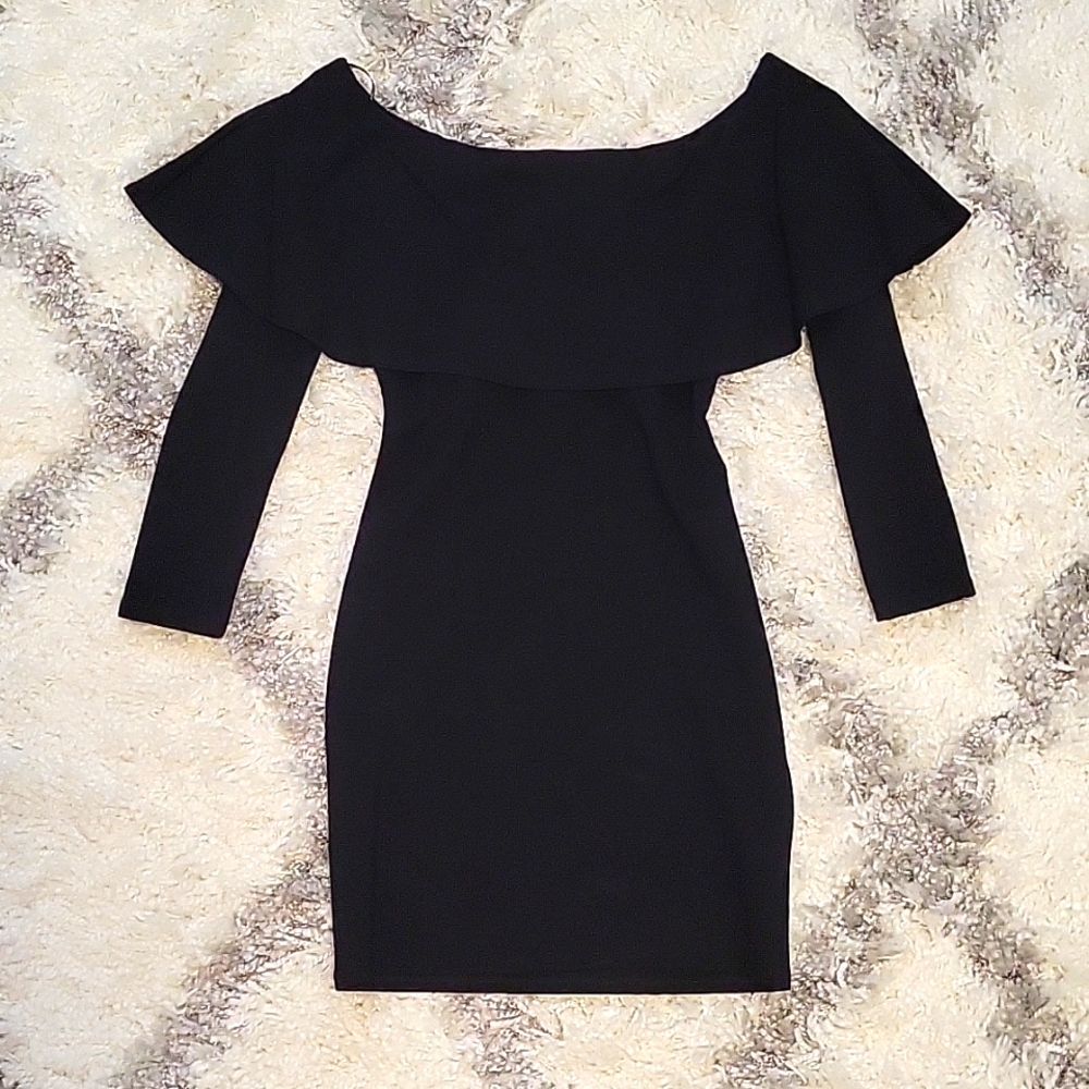 Cute, fitted, flounce top Forever 21 Black Dress